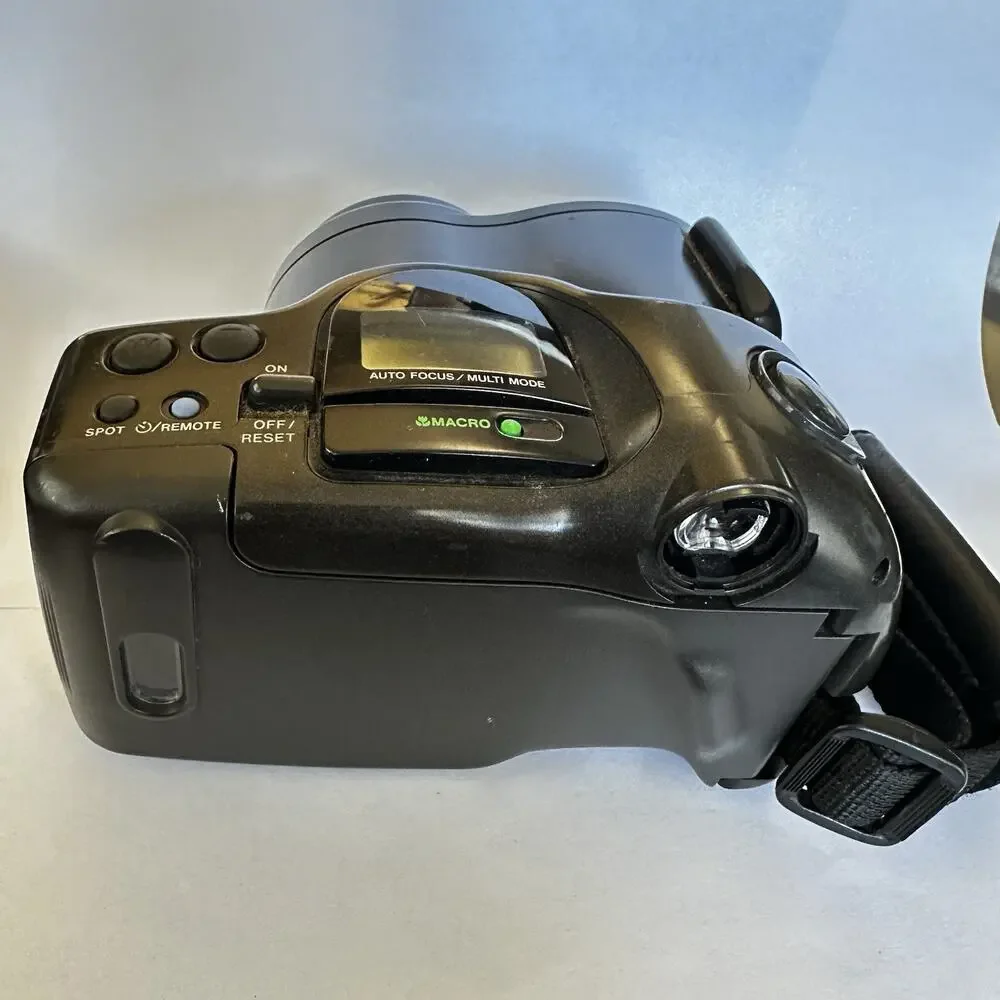 Vtg Olympus Infinity SuperZoom 330 AF Point & Shoot 35mm Film Camera Works